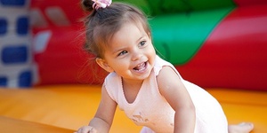 Услуги детского центра Радуга со скидкой до 50%